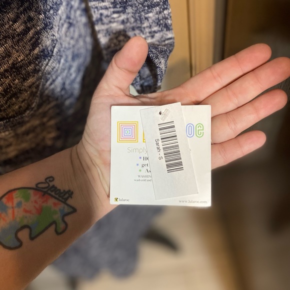 Size Large Navy/white Lularoe Cardigan/kimono style sweater - Picture 4 of 4